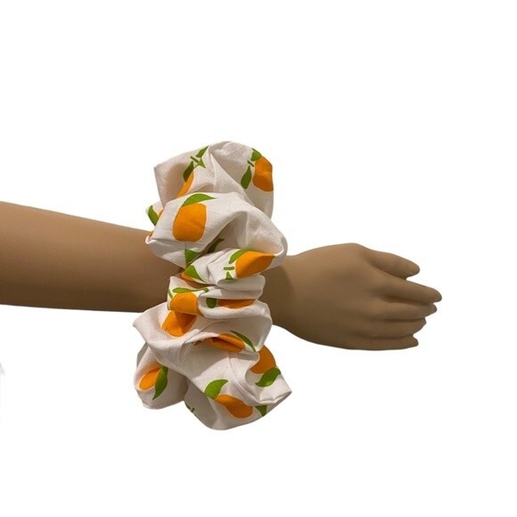 Hair Scrunchie. Multicolor. XL. Orange Fruit Print. Resortwear. Tropical. Cute. - Picture 4 of 9